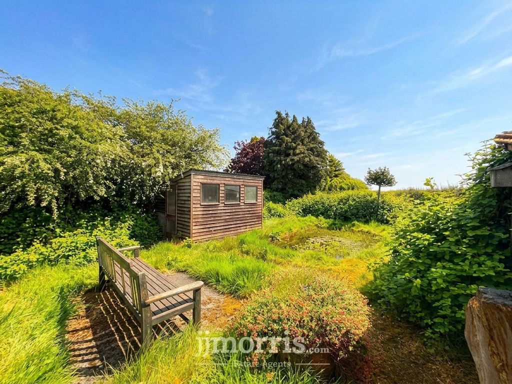 Property photo 3 of 31