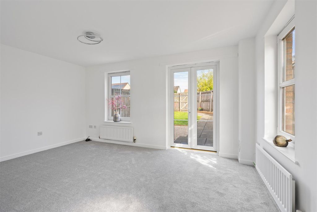 Property photo 2 of 28 2.Jpg