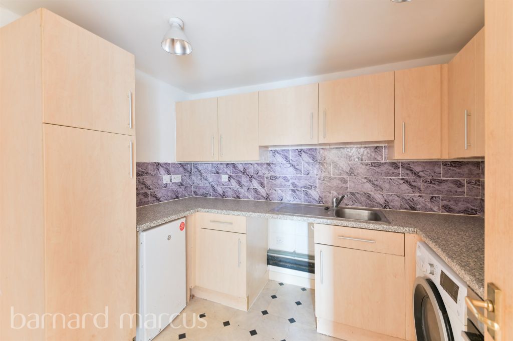 Property photo 3 of 8