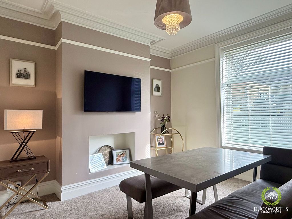 Property photo 3 of 23