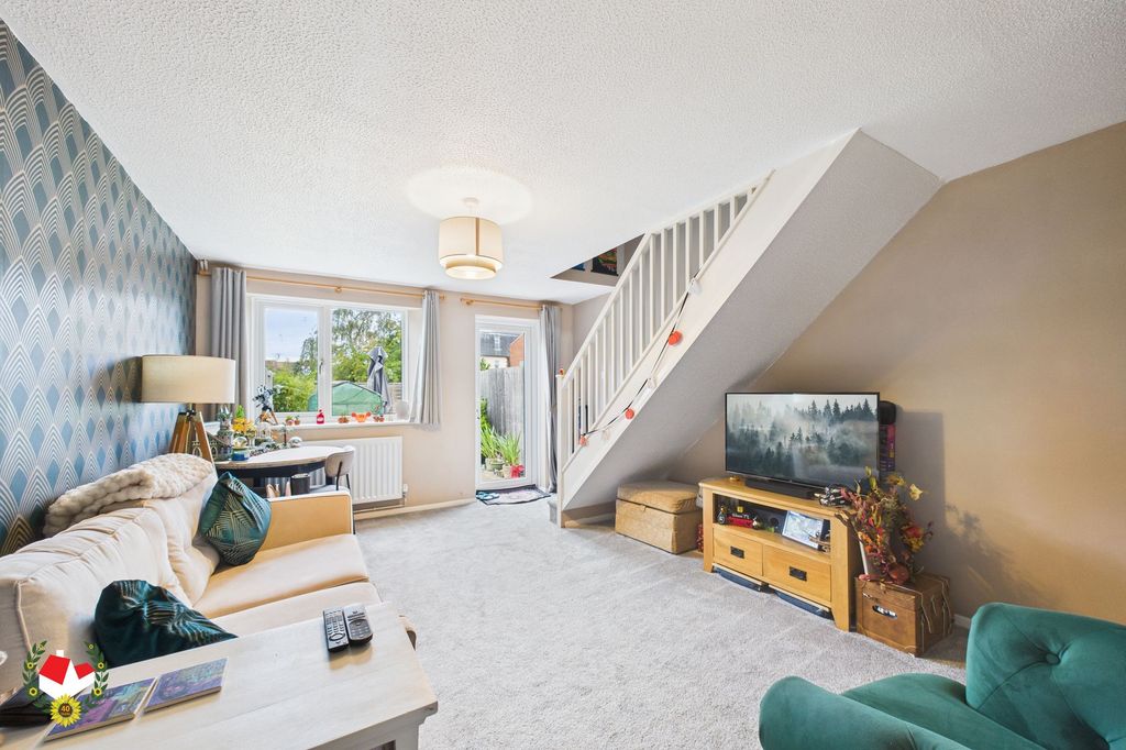 Property photo 2 of 8 Lounge Diner