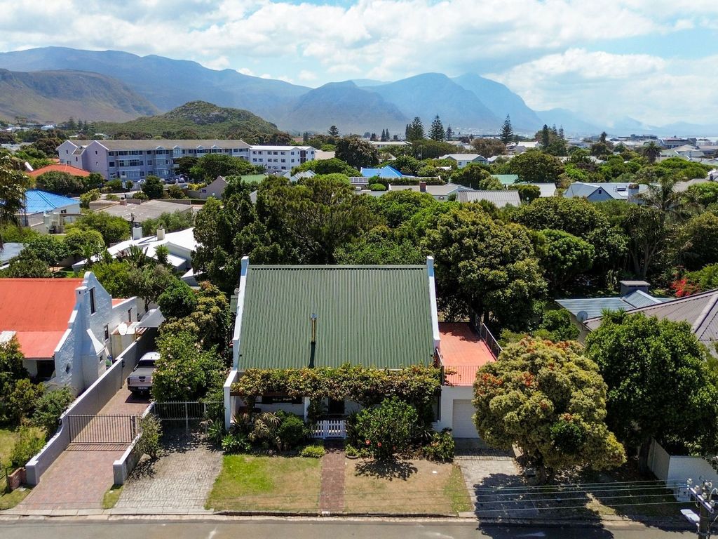 Property photo 2 of 65 Hf1725272