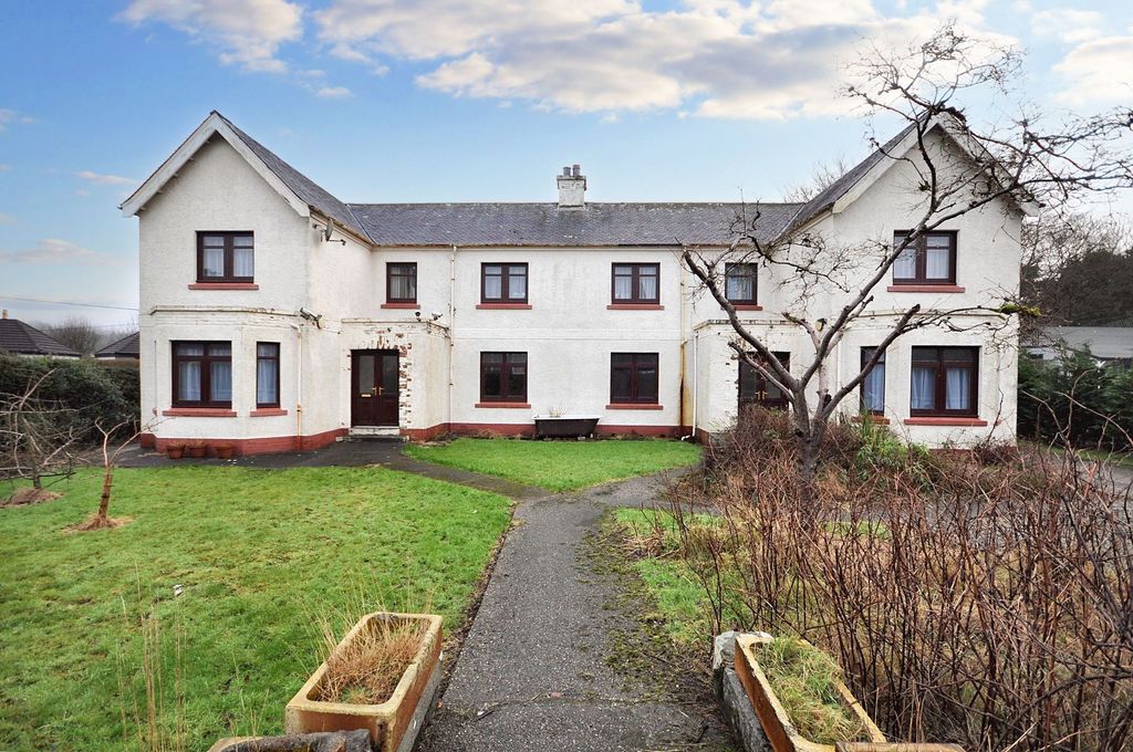 Property photo 1 of 34