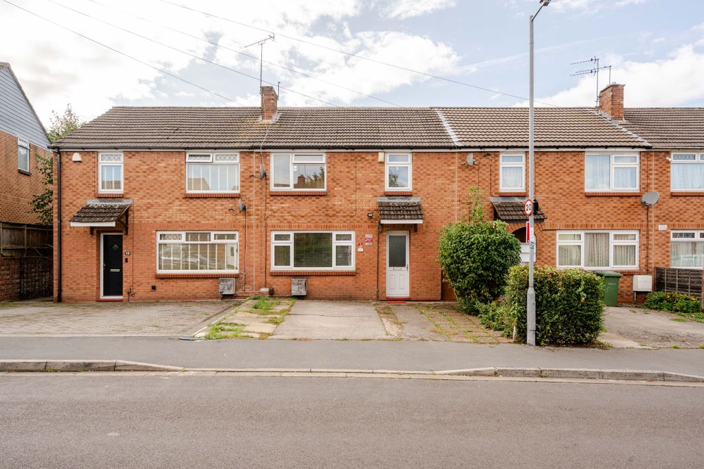 Property photo 2 of 20 19