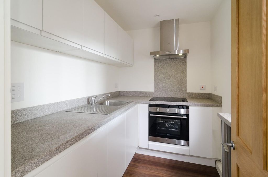 Property photo 2 of 10 14 Coachworks-2.Jpg