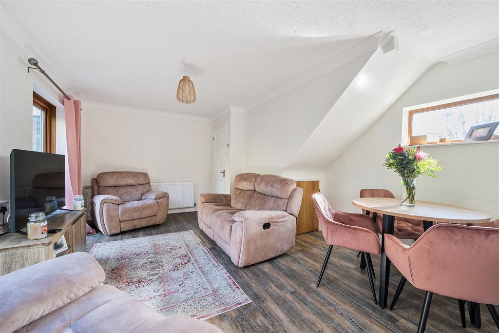 Property photo 3 of 18 Barn Close Sitting Dining.Jpg