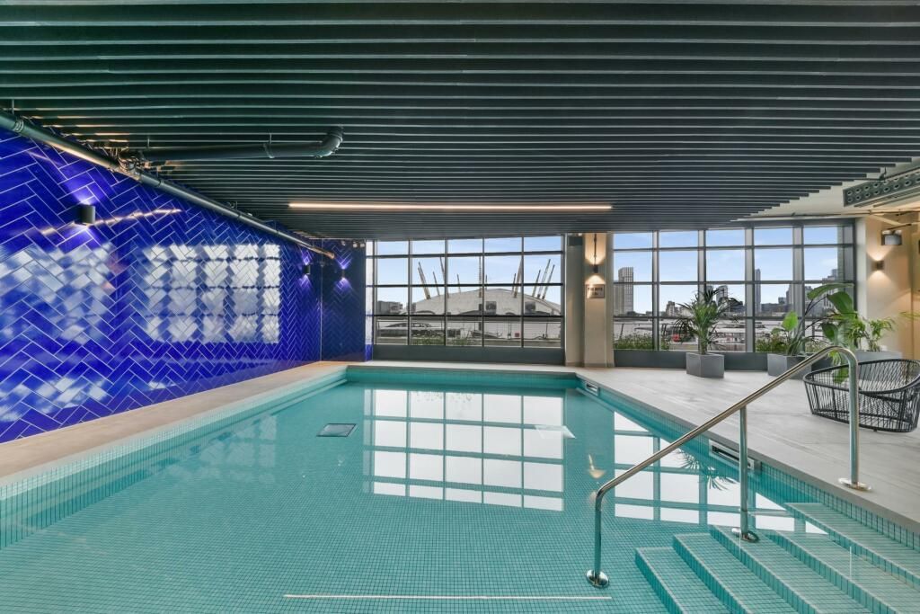 Property photo 2 of 17 Hercules House.Jpeg