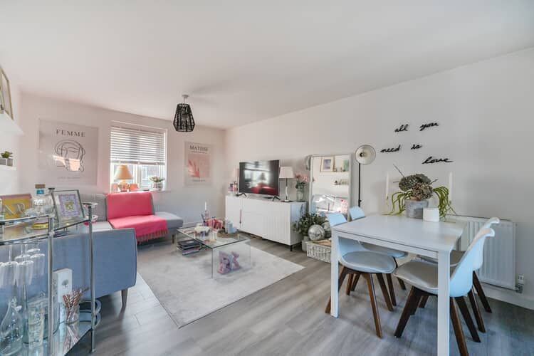 Property photo 2 of 16