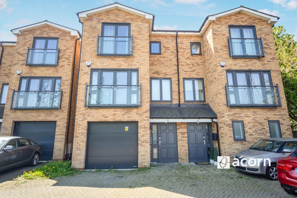 Property photo 1 of 9 4A589E29-A525-F01...