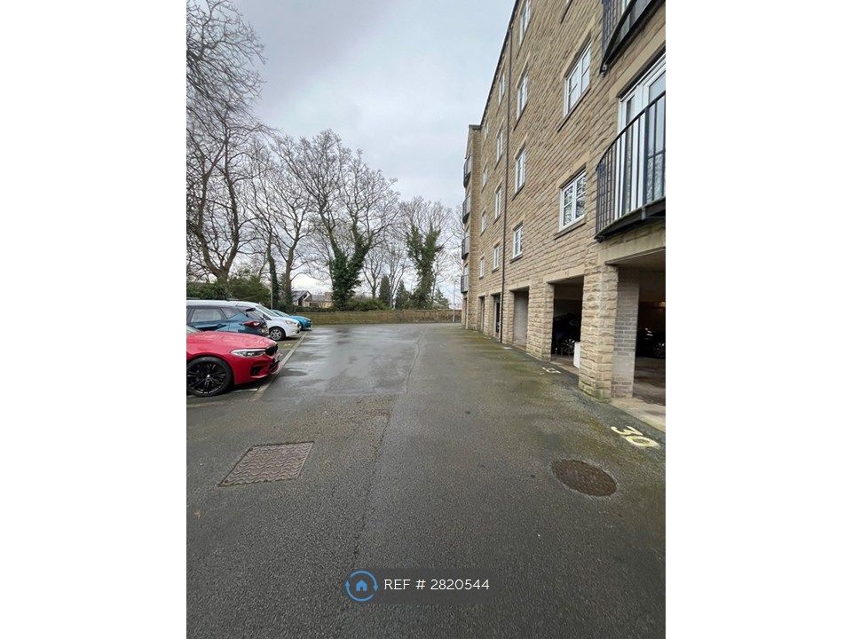 Property photo 3 of 21