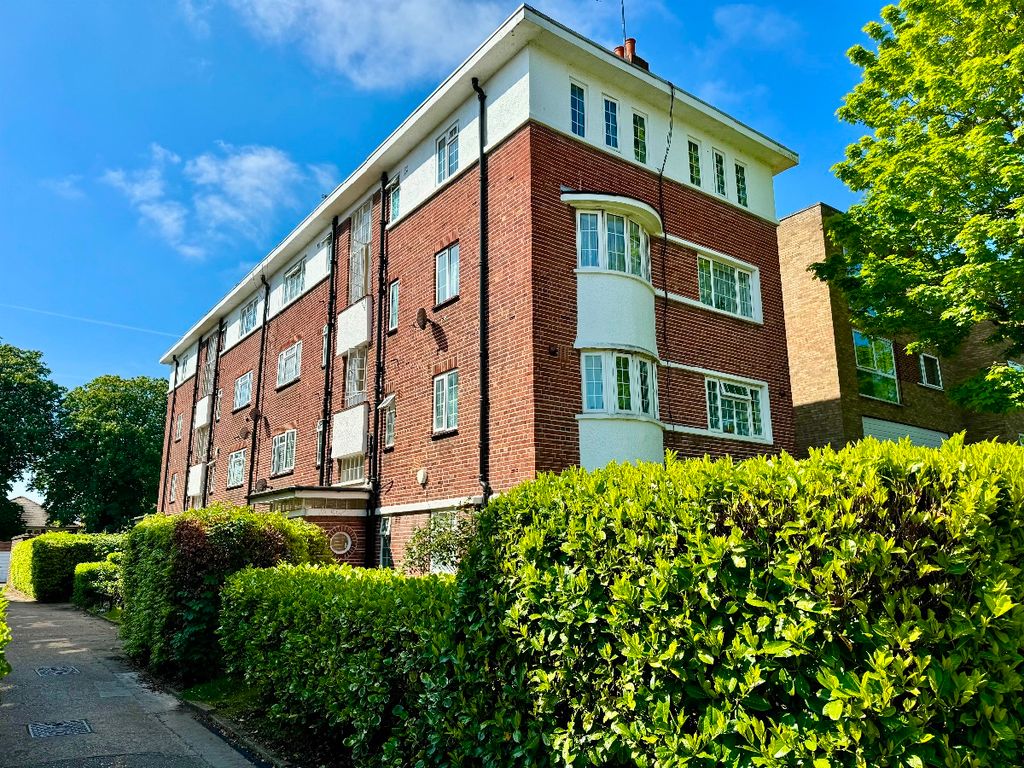 Property photo 1 of 11