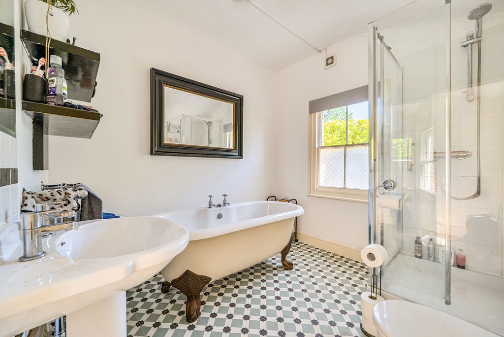 Property photo 3 of 20 1448788-10-69F1E4...