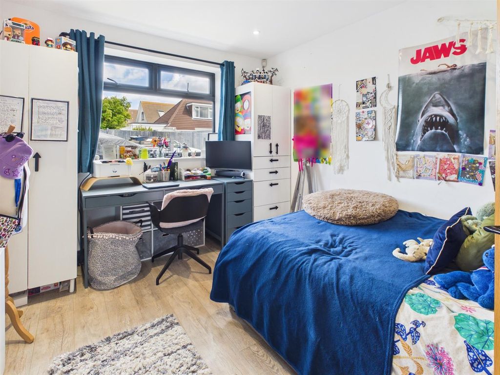 Additional image 7 of 4 bed property for saleYork Road, Peacehaven BN10