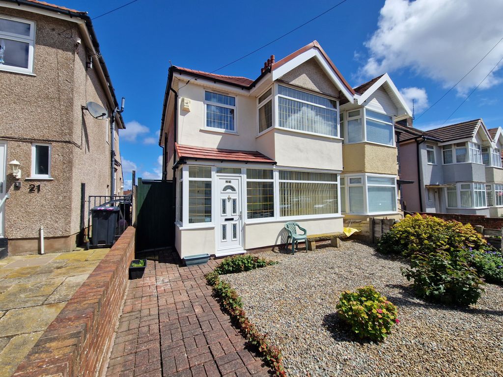Property photo 1 of 27