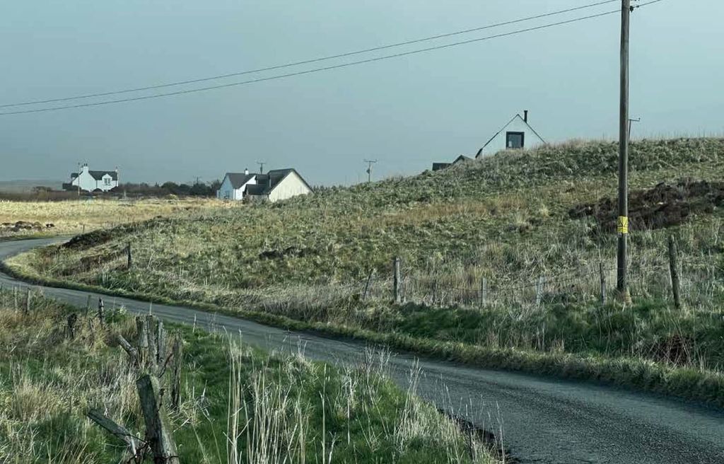 Property photo 2 of 5