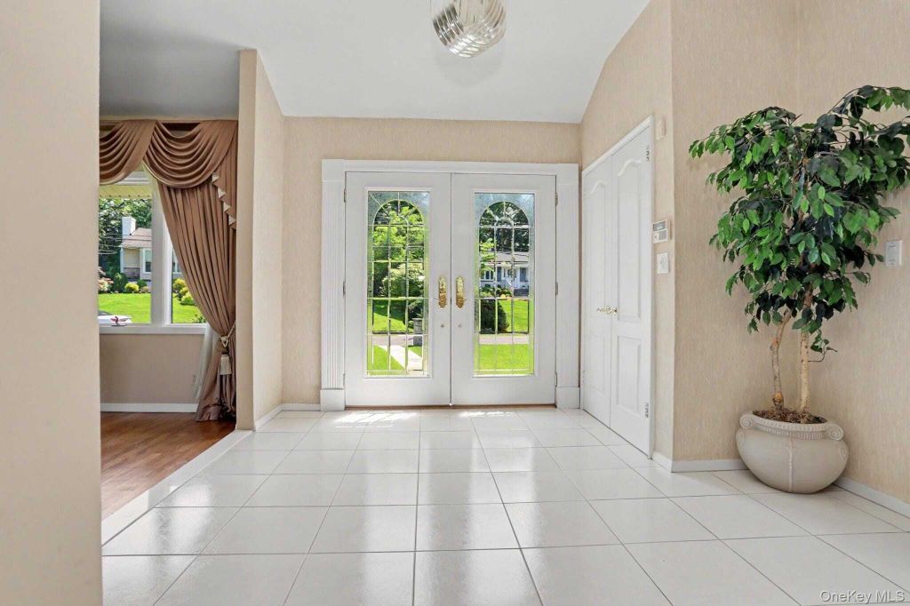 Property photo 1 of 30