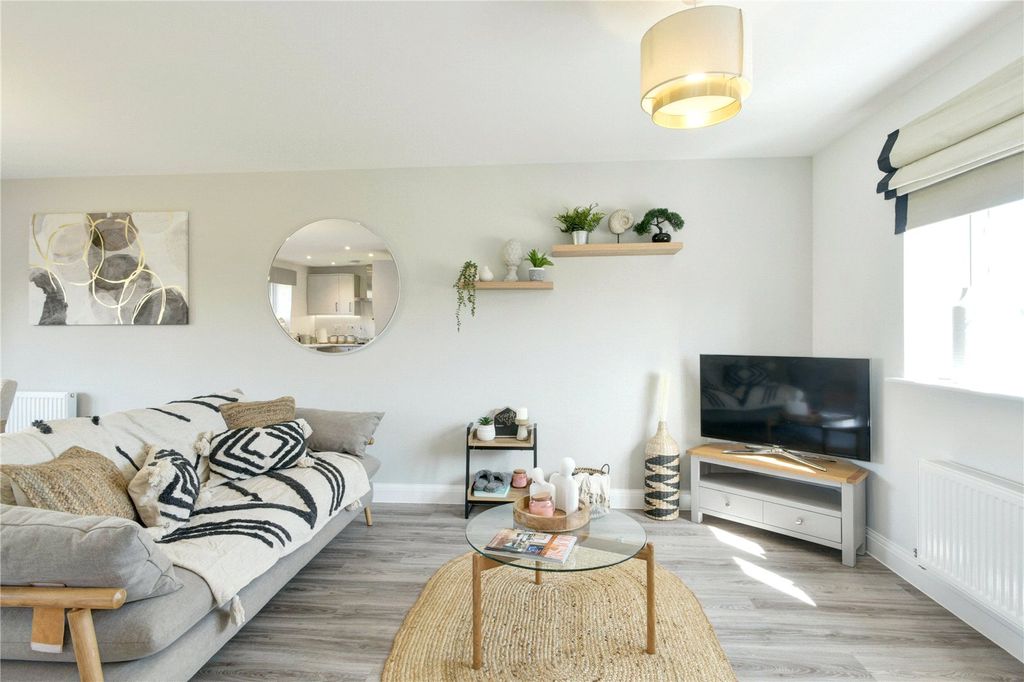 Property photo 3 of 12 Picture No. 06