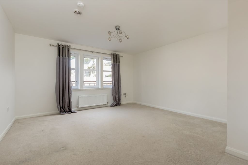 Property photo 3 of 13 Property Image 3
