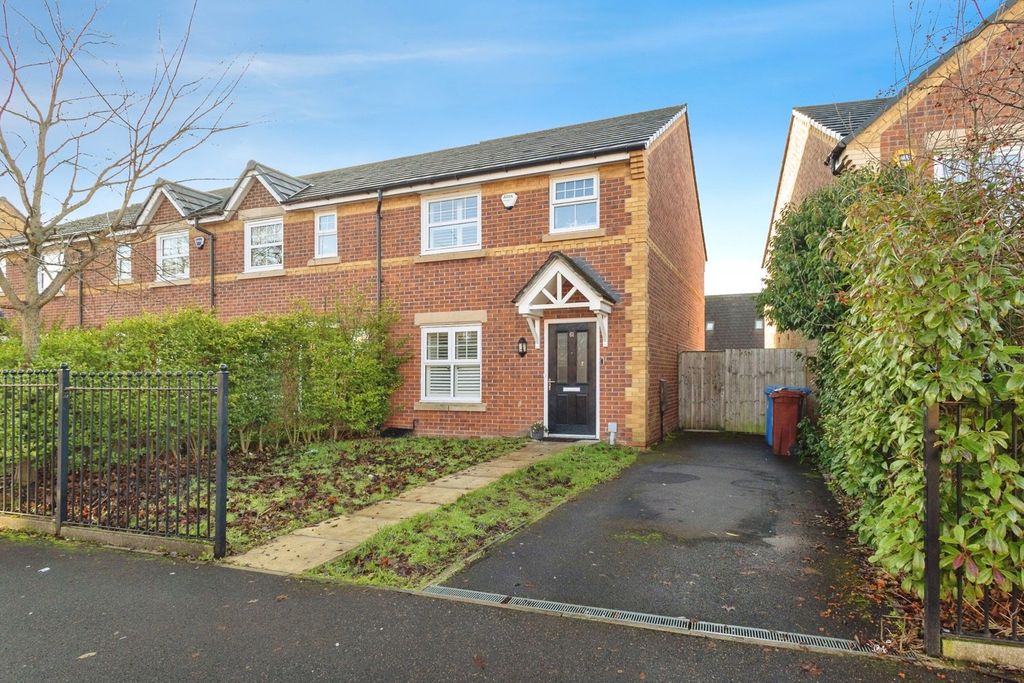 Property photo 1 of 16 Pbox-Img.Jpg