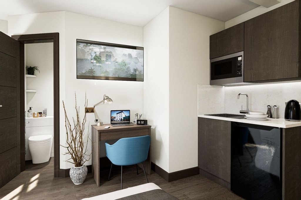 Property photo 2 of 16