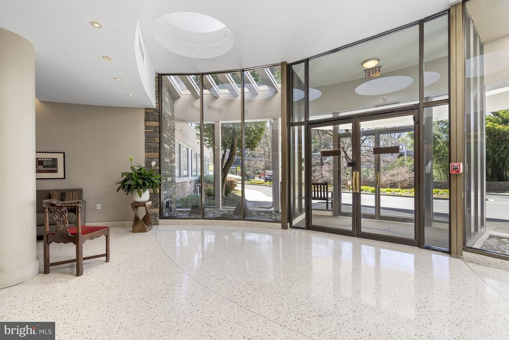 Property photo 3 of 21 <Alttext/>