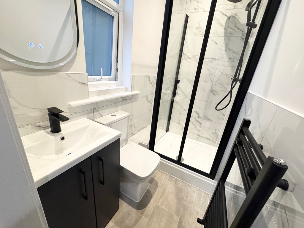 Property photo 3 of 13 Image