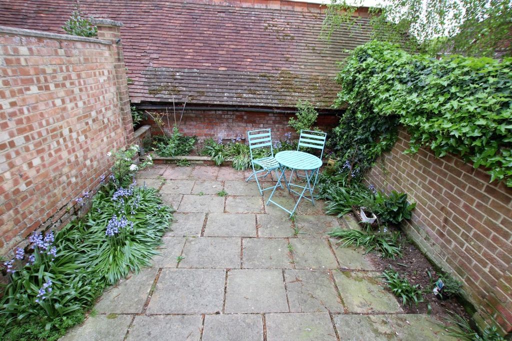 Property photo 3 of 14