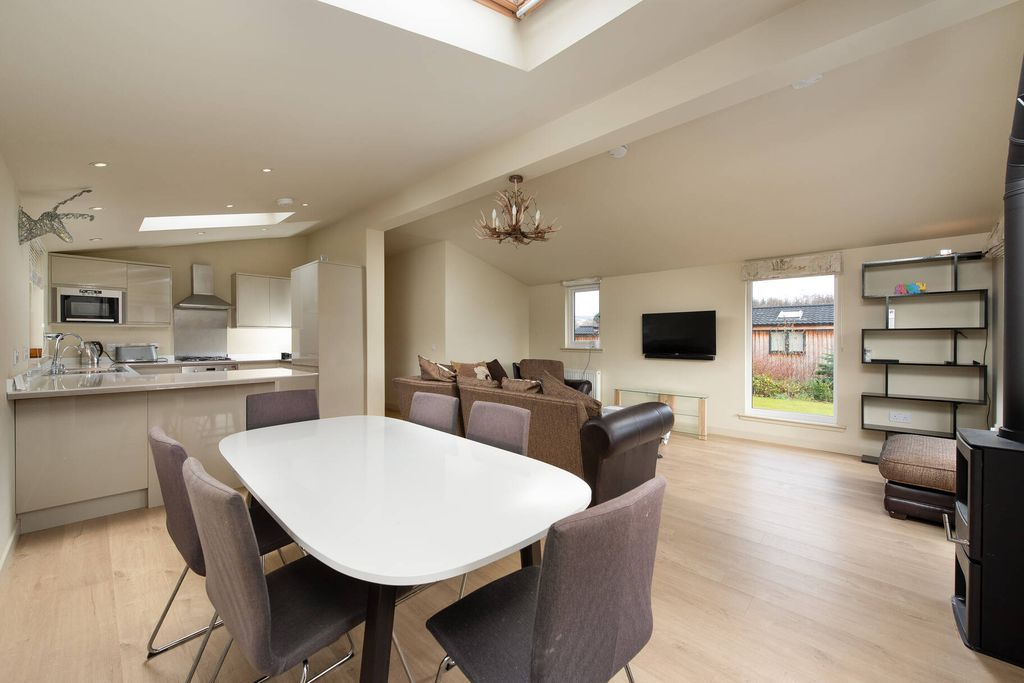 Additional image 8 of 3 bed chalet for sale28 Balloch Park, Aberfeldy PH15