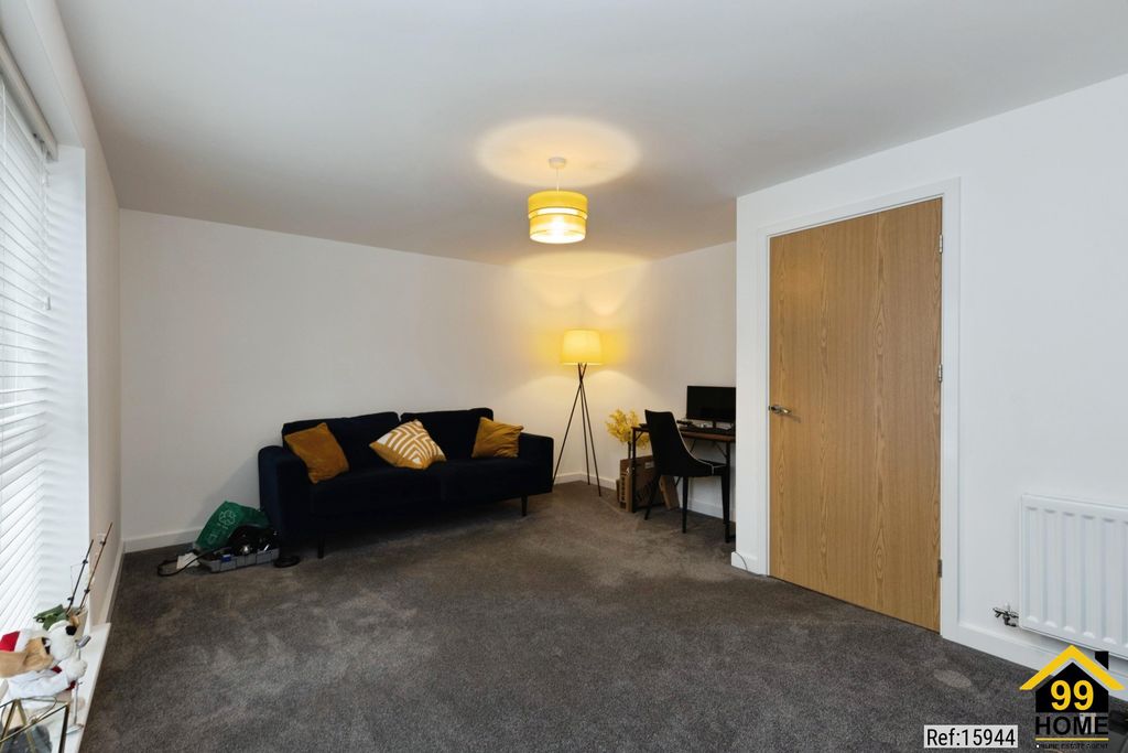 Property photo 2 of 20 Photo 1