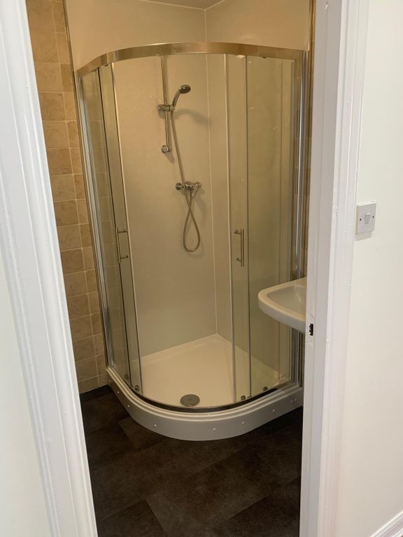 Additional image 8 of 2 bed flat to rentA Old Street, Clydebank G81