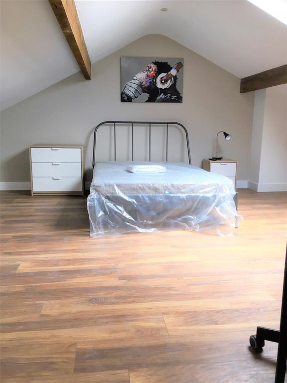 Property photo 3 of 25