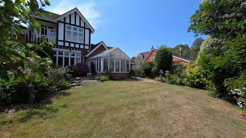 Property photo 1 of 10