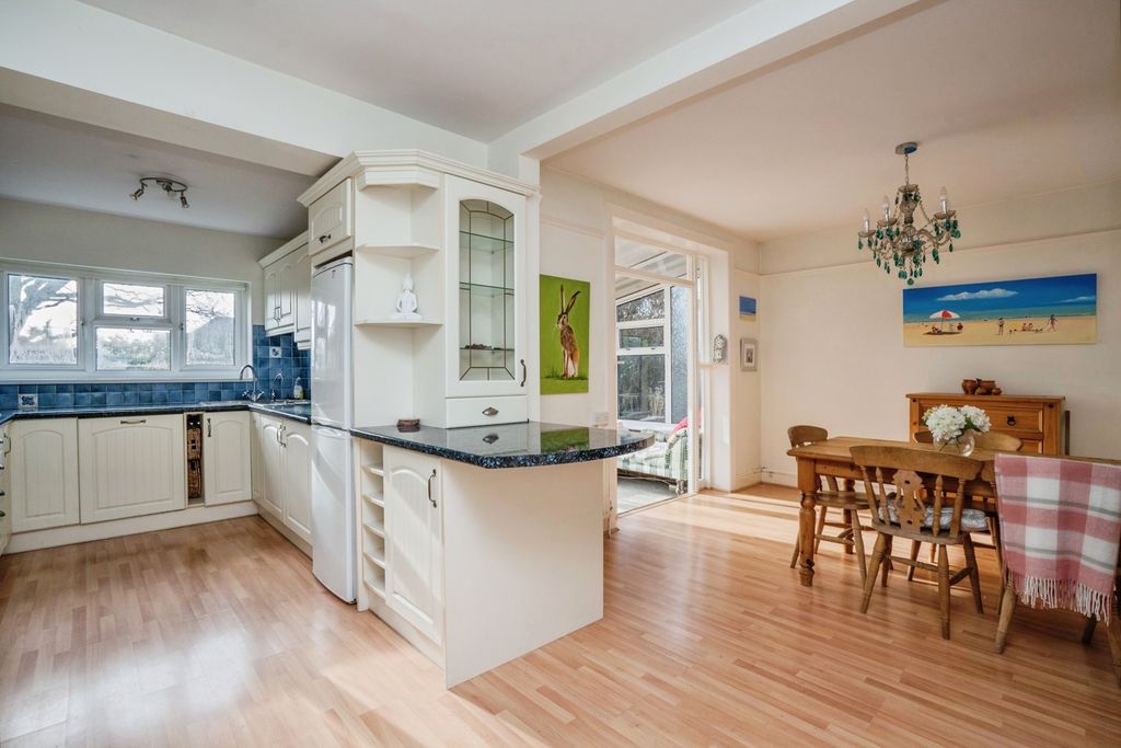 Property photo 1 of 15 Pbox-Img.Jpg