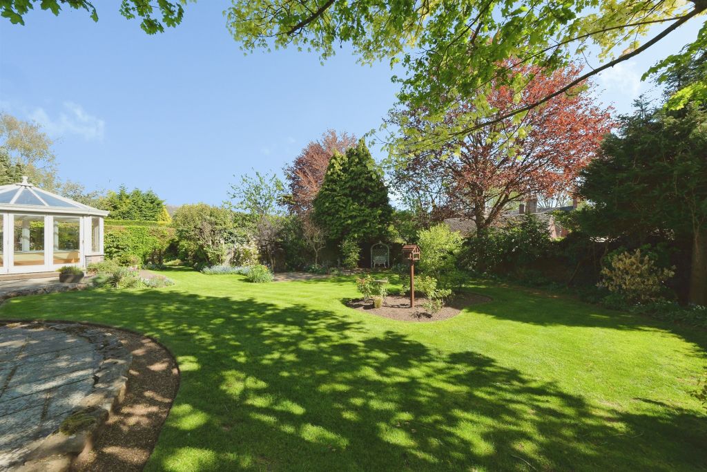 Property photo 1 of 31