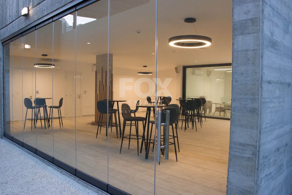 Property photo 1 of 10 No Vat Building With 18 Studios, Swimming Pool, Gym Area And