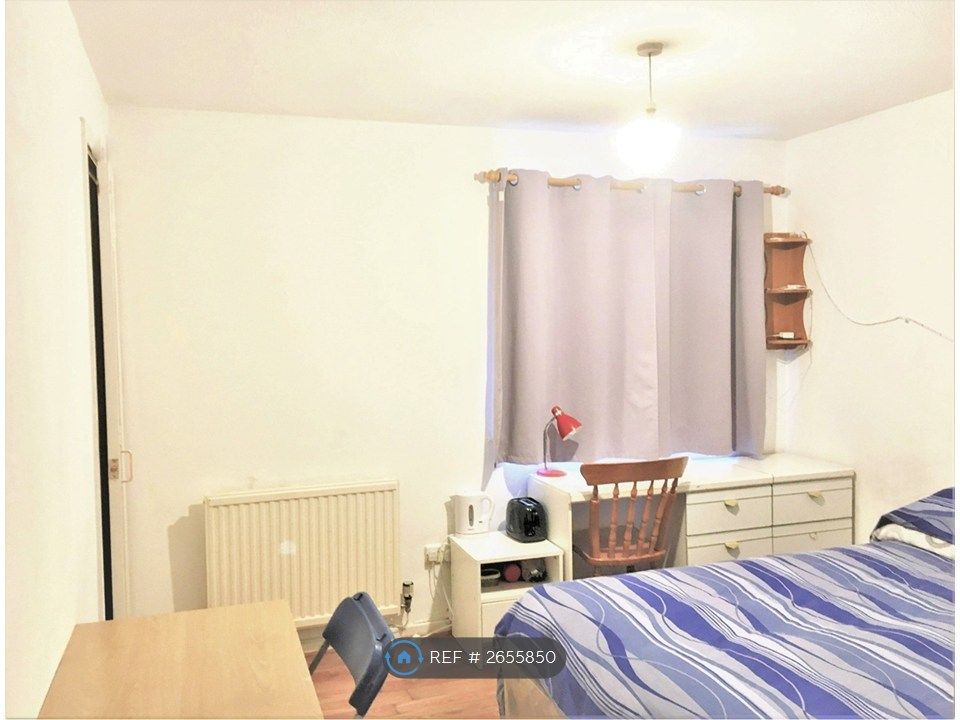 Property photo 3 of 6