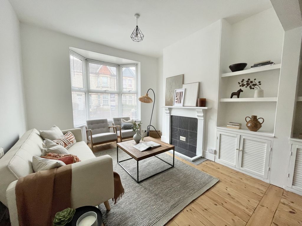 Property photo 2 of 16 Photo 2