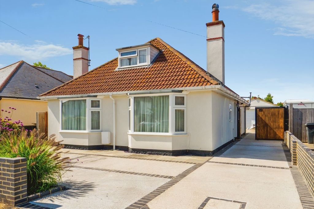 Property photo 1 of 34