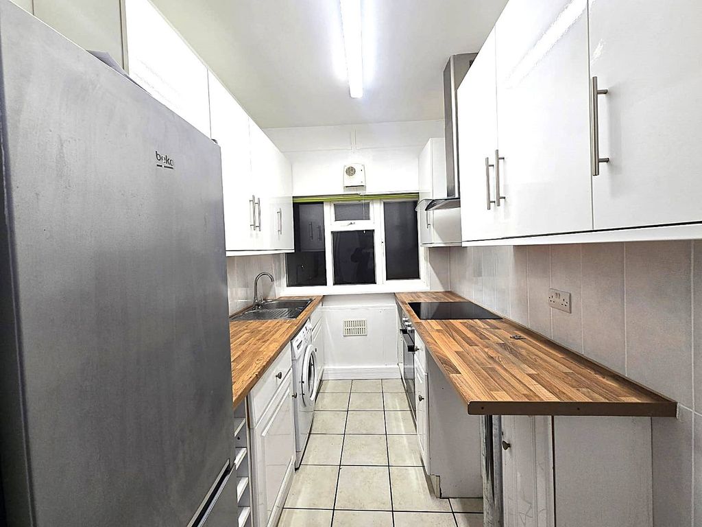 Property photo 2 of 9 Gallery