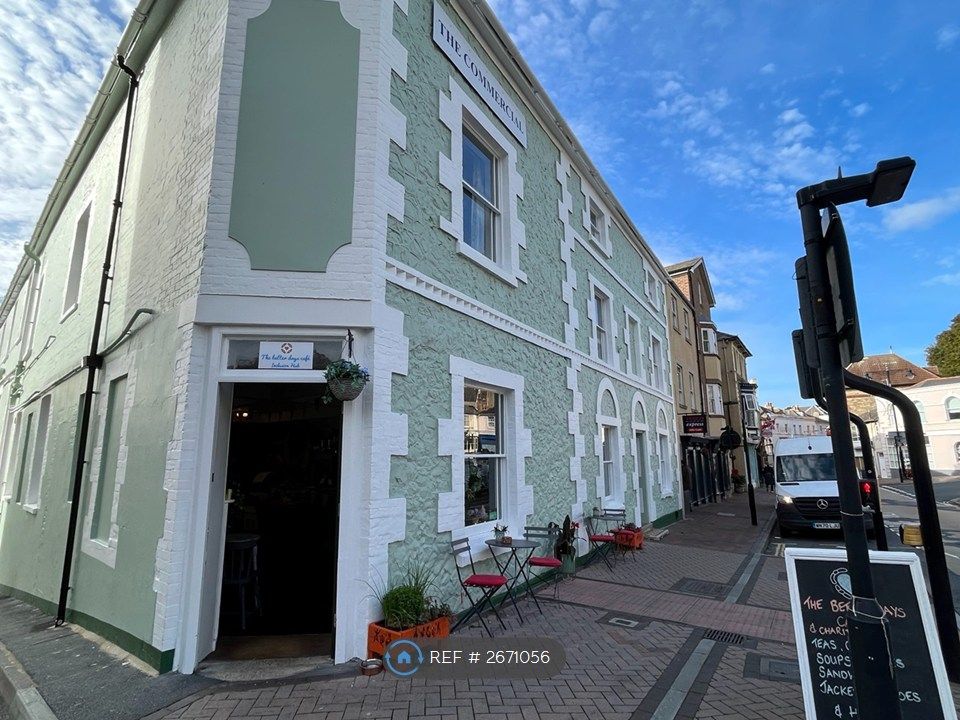 Property photo 2 of 5