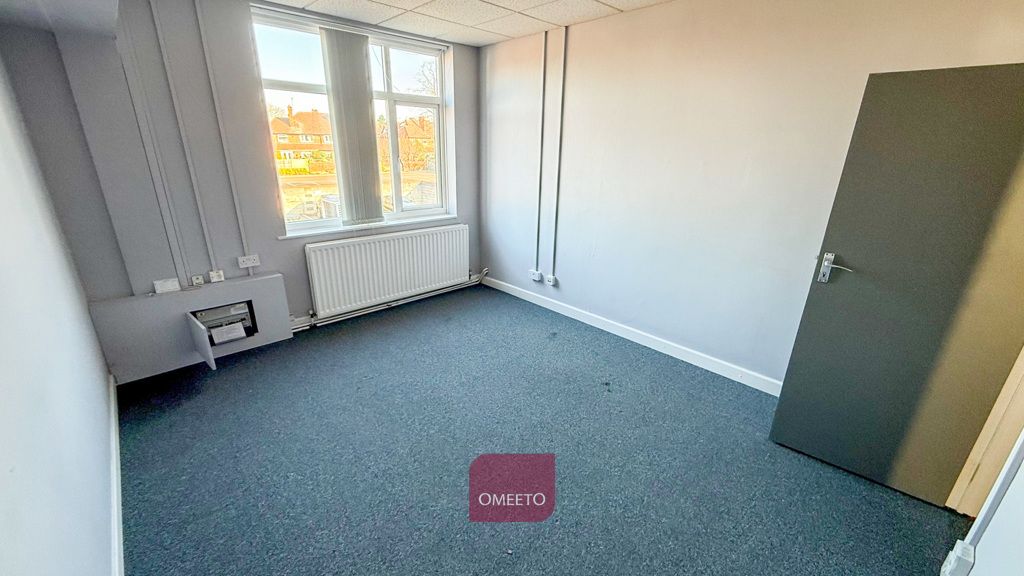 Property photo 1 of 4 Office To Rent