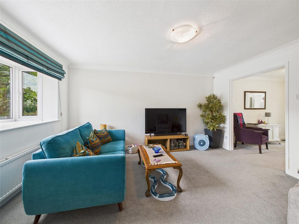 Property photo 3 of 20 Cam05476G0-Pr0035-Still001.Jpg