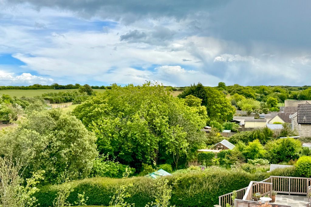 Property photo 2 of 17 Countryside View