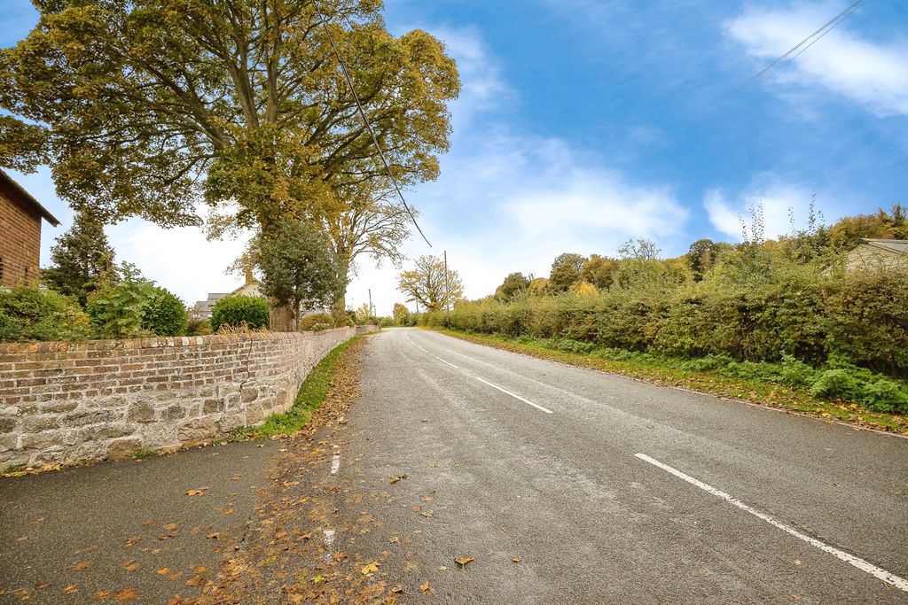 Property photo 2 of 23 Photo