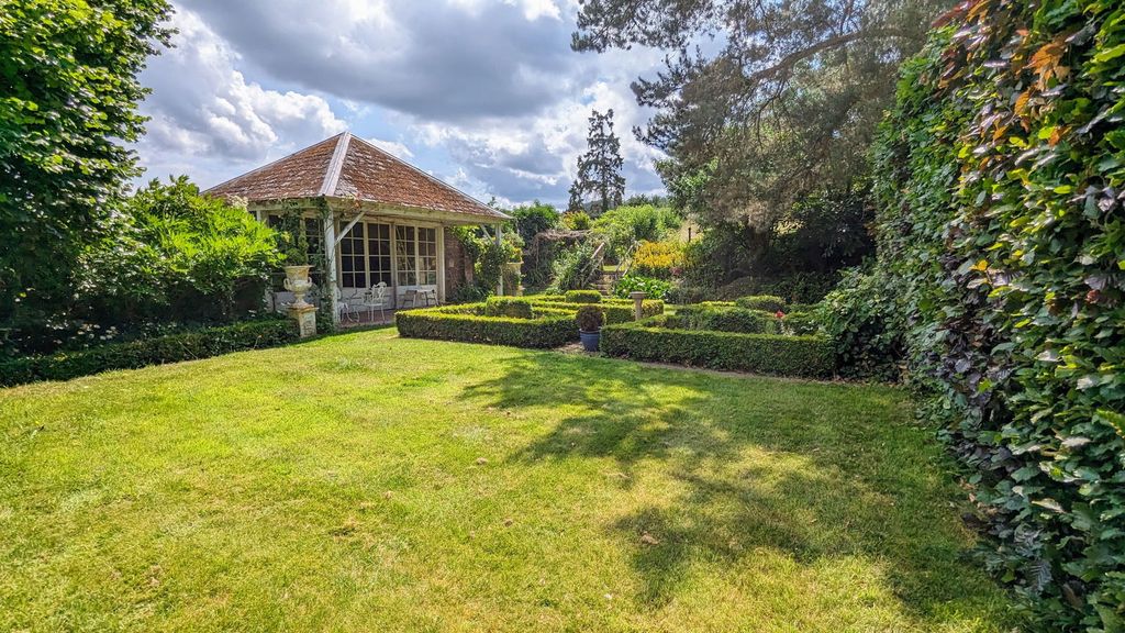 Property photo 3 of 11