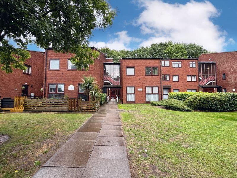 Property photo 1 of 3