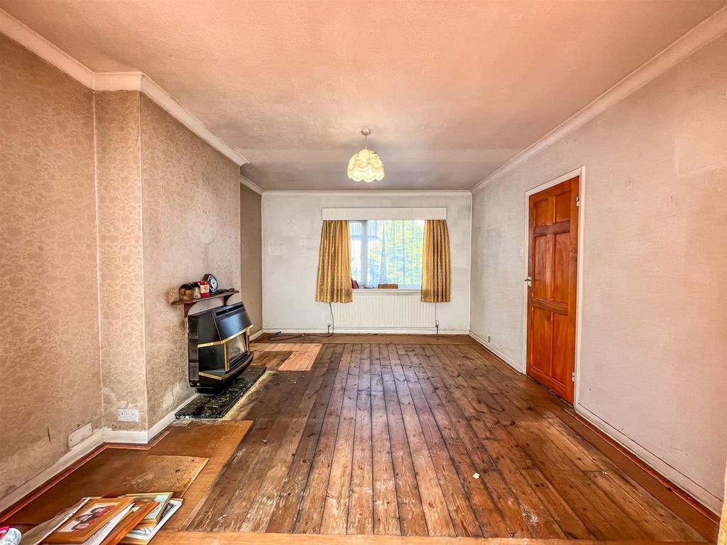 Property photo 2 of 15 Living Room