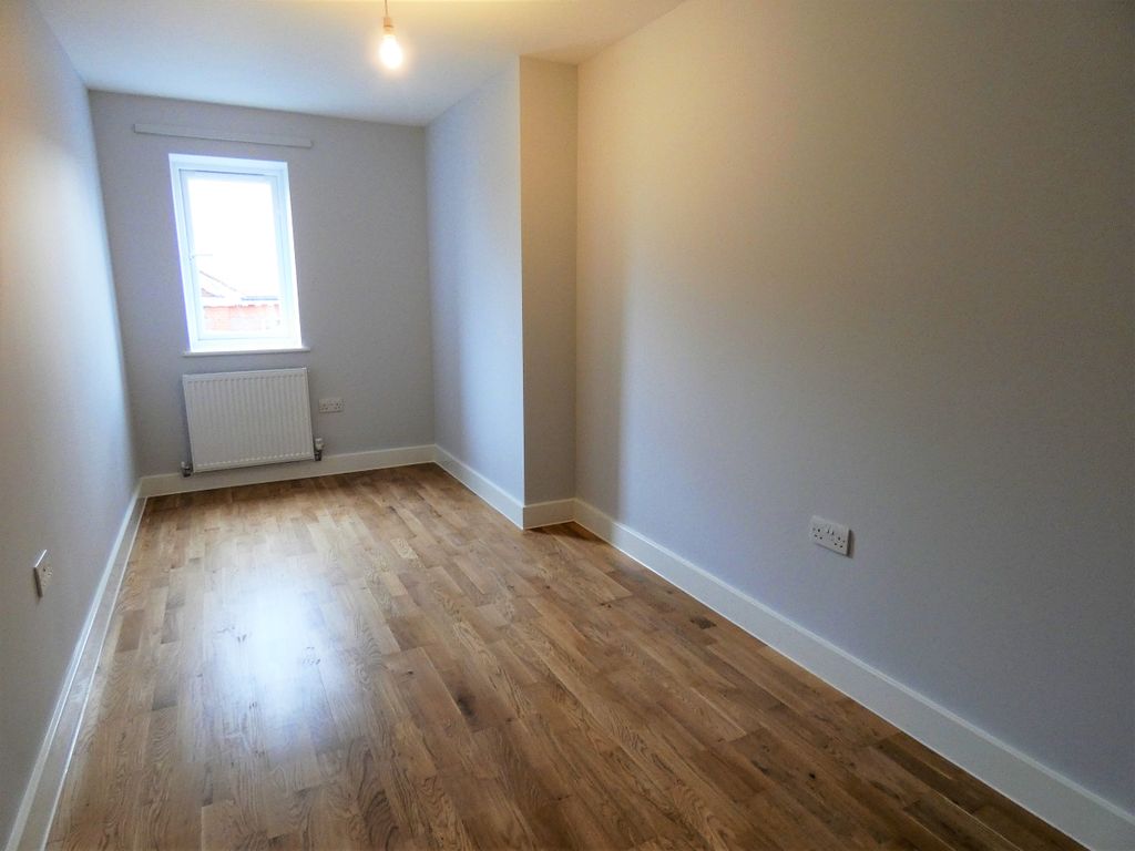 Property photo 2 of 7 P1000113.Jpg