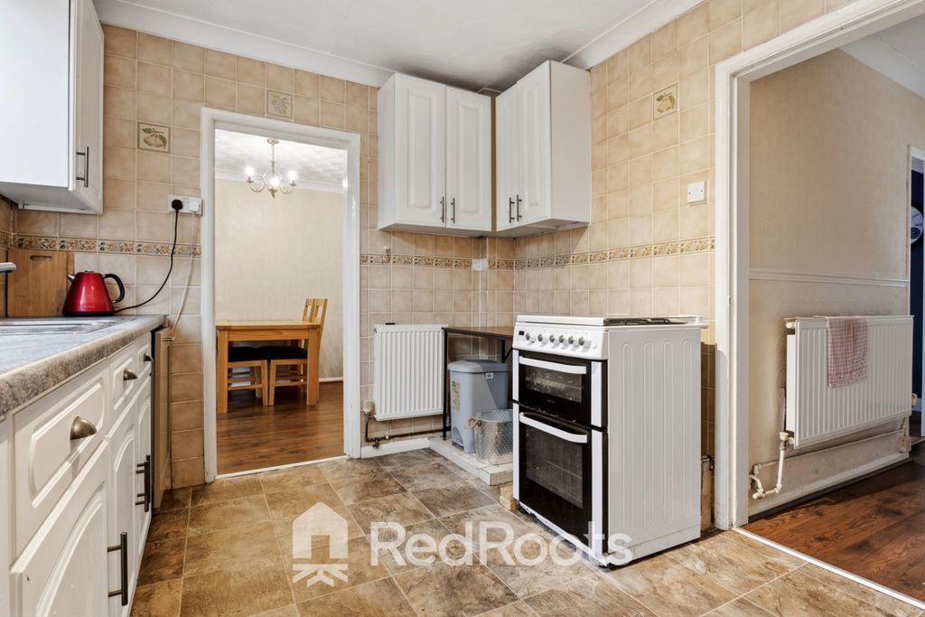 Property photo 3 of 25 5516073