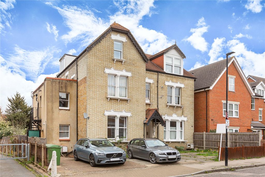 Property photo 1 of 9 Picture No. 10